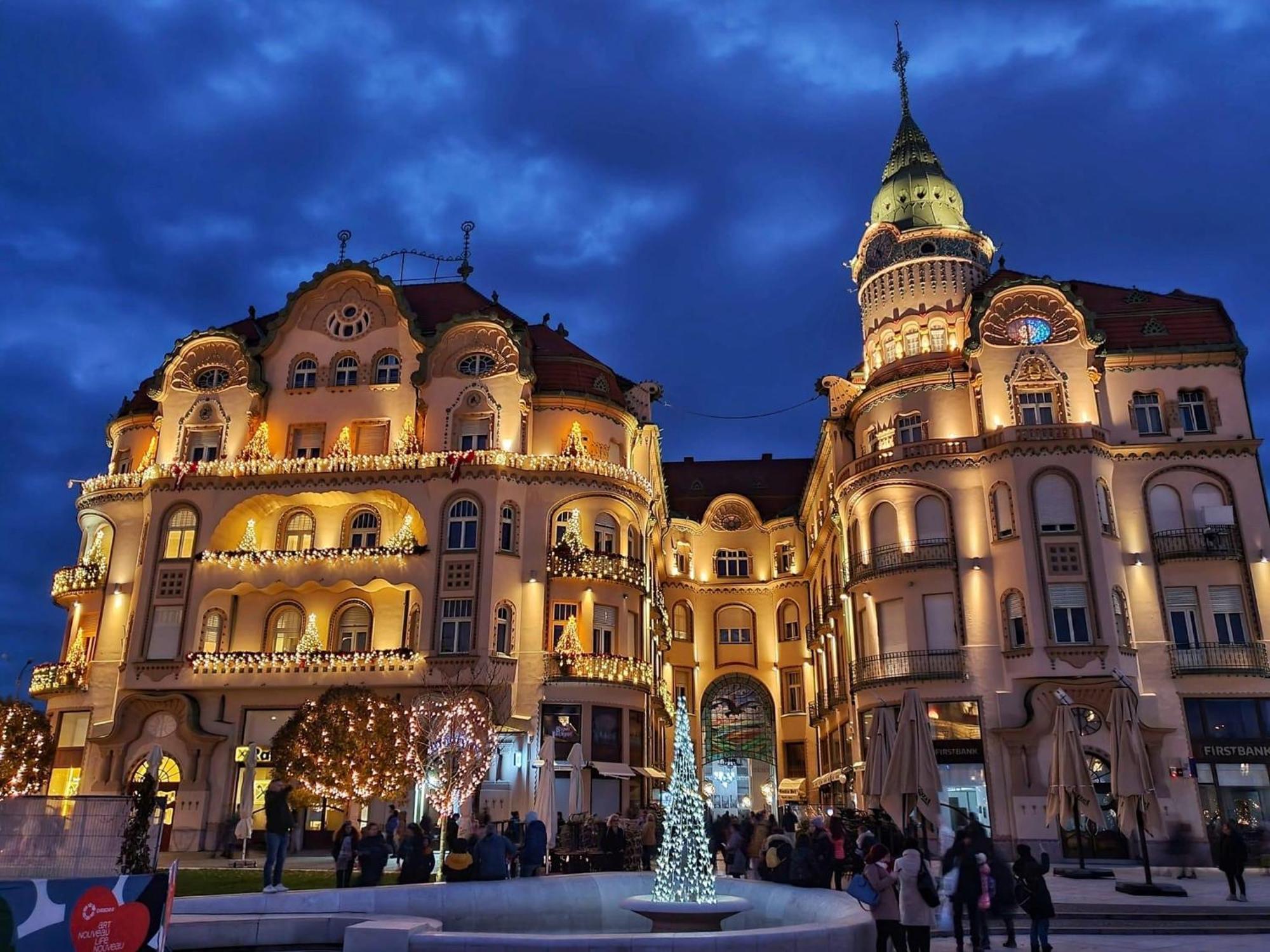 Bella Palace Oradea Exterior photo